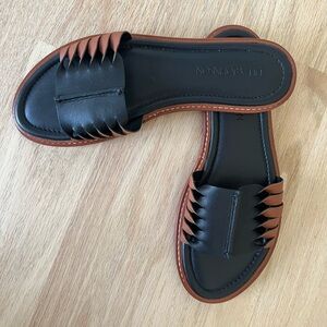 Brand new Ulla Johnson Ameya twisted contrast slides size 39.5